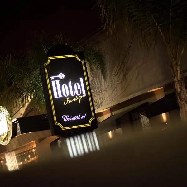 Cristobal Hotel Boutique – hotel w mieście Concordia