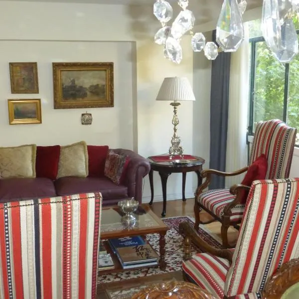 Plaza Huelen, hotel in Santiago