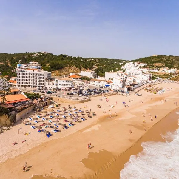 Hotel Residencial Salema, hotel in Salema