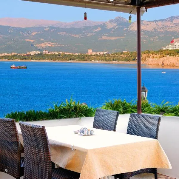 Ozmen Hotel Old Town Kaleiçi，位于安塔利亚的酒店