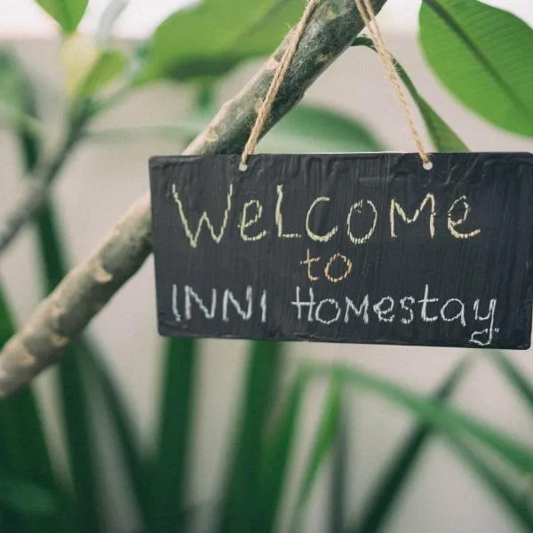 INNI Homestay, hotel i Malang