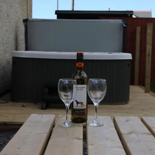 Swyn y Mor beach close Pet friendly hot tub, ξενοδοχείο σε Barmouth