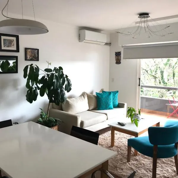 Marín Apartments, hotell sihtkohas Puerto Iguazú