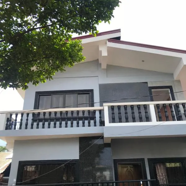 Bangles Homestay, hotel v destinaci Coron