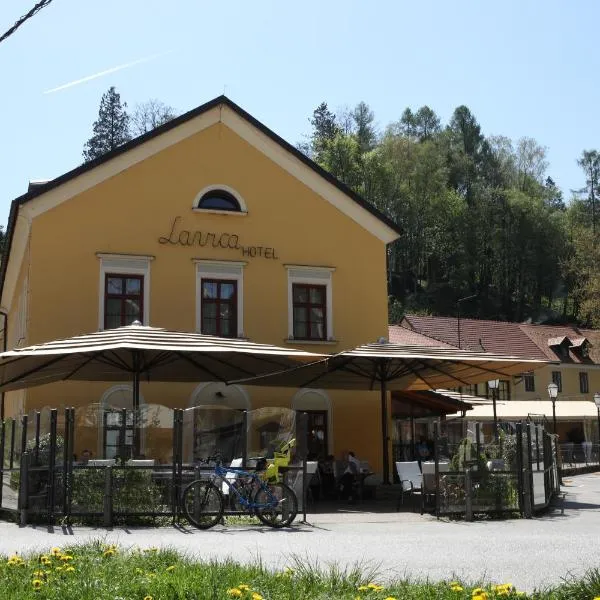 Hotel Lavica，位于萨莫博尔的酒店