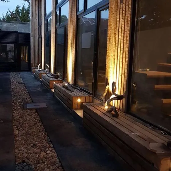 EcoLofts Croacia 1028, hotel in Punta Arenas