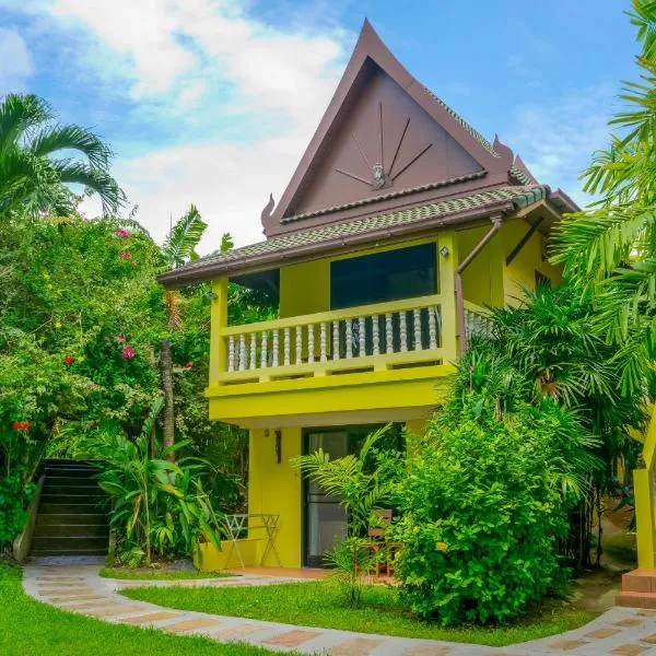 シェ チャーリー バンガロー（Chez Charly Bungalow）、ナイヤンビーチのホテル