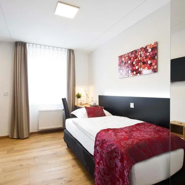 Landgasthof Lamm โรงแรมในอาเลิน