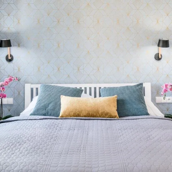 Sanhaus Apartments - FISZERA 6 - 2 minuty od deptaka, 5 minut od plaży, khách sạn ở Sopot