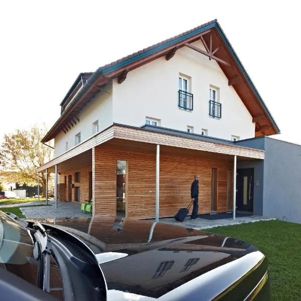 Pension Jageredt, hotel v destinaci Nussbach