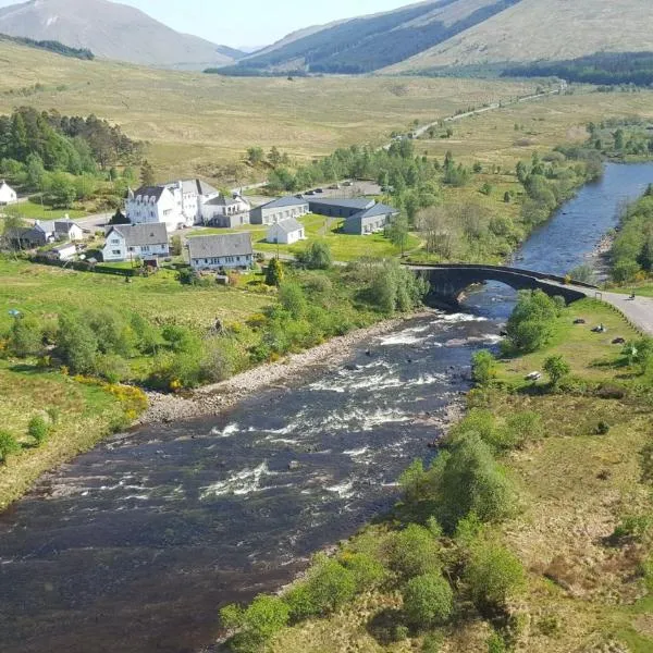 Bridge of Orchy Hotel, hotel v destinaci Bridge of Orchy