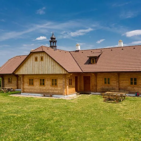 Pension Tereza & Šumavské Roubenky, khách sạn ở Sušice