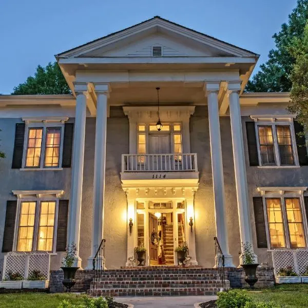 Silver Heart Inn & Cottages, hotel in Independence