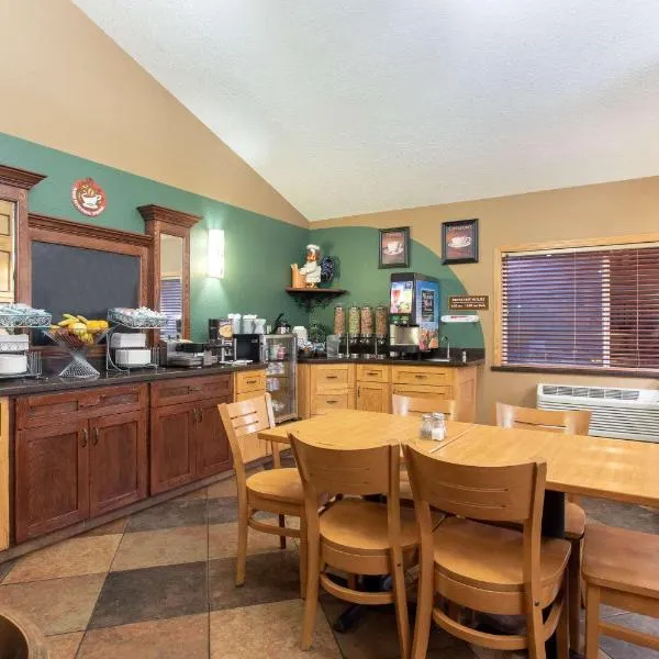 AmericInn by Wyndham Sheboygan, khách sạn ở Sheboygan