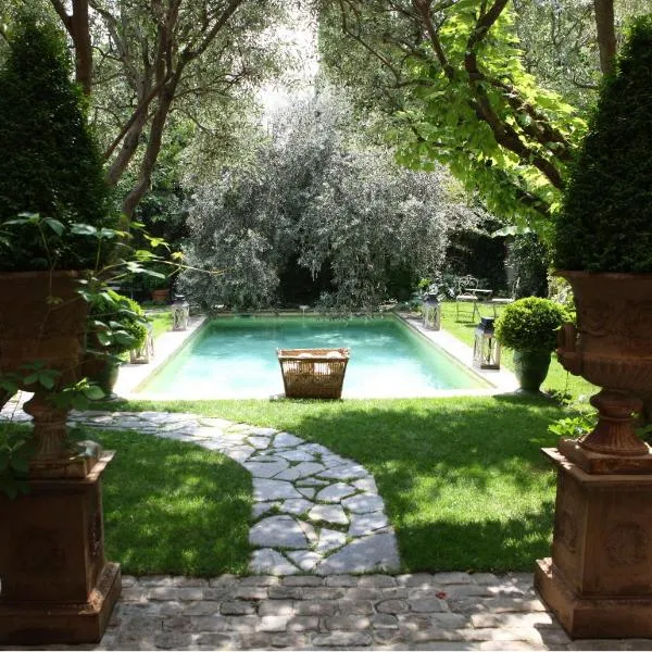 Jardins Secrets, hotel in Nîmes