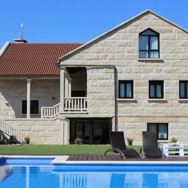 Enoturismo Lagar De Costa, hotel in Castrelo