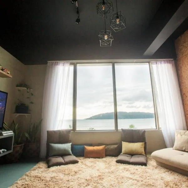 Homy Seafront Hostel, hotel em Kota Kinabalu