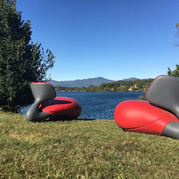 Brusisch 1638 Cottage, hotel v destinaci Osmate Lentate