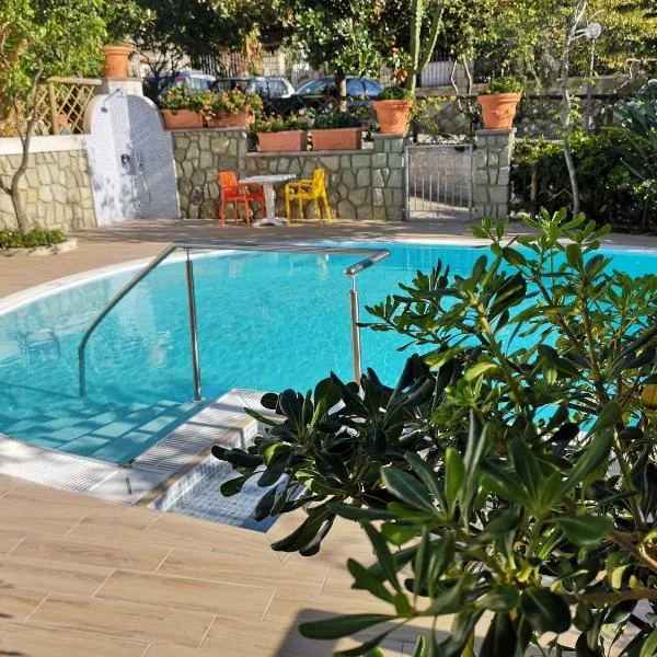 Aparthotel Villa Marinù, hotell sihtkohas Ischia