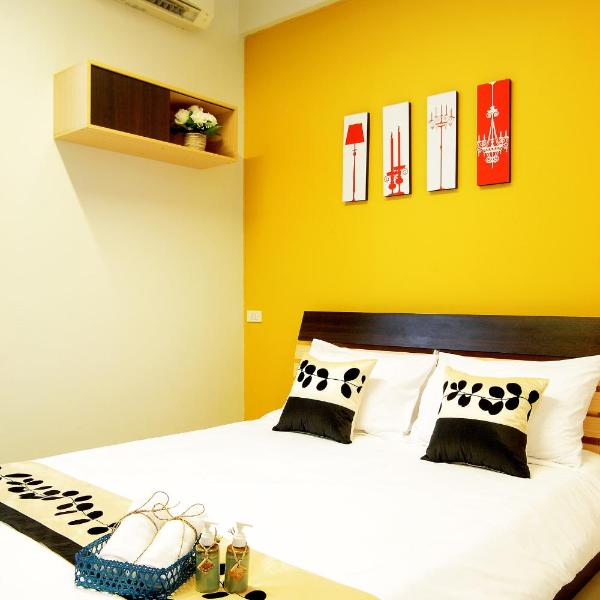 Smile Inn, Bangkok