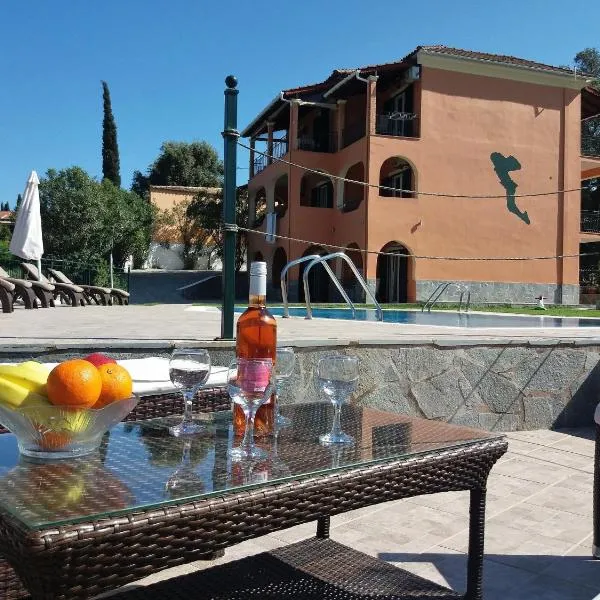 Ziogas Luxury Apartments, отель в Дассии