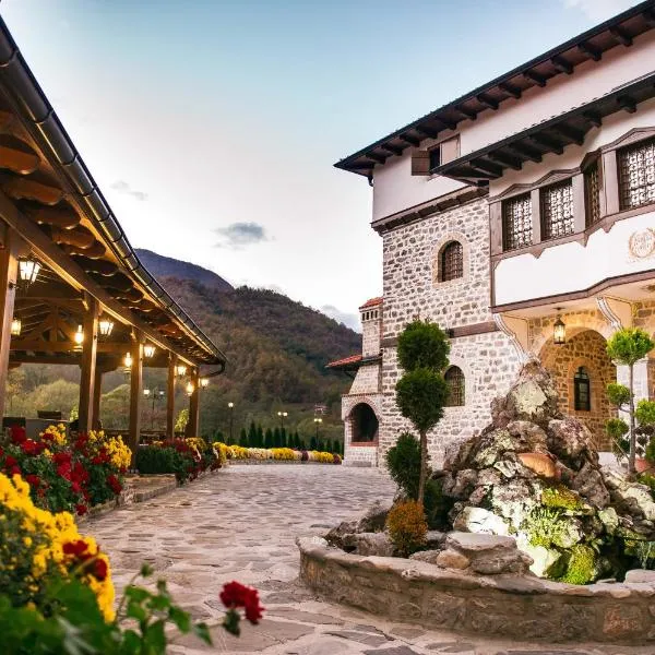 The House of the Miyaks, hotel in Rostuša