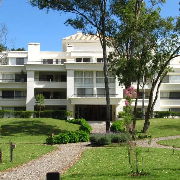 Green Park Apartamentos, hotel v destinaci Punta del Este