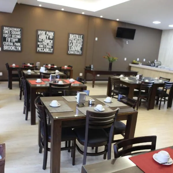 HOTEL ALVORADA, hotel in Leopoldina