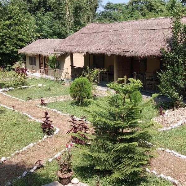 Chital lodge，位于奇旺的酒店