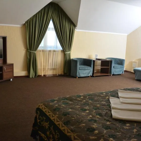 Tropicana Inn, hotel in Uralsk
