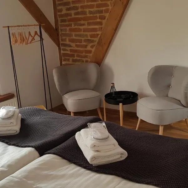 Miodosytnia, hotel in Chwarszczany