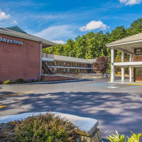 Days Inn by Wyndham Elmsford, hotel di Elmsford