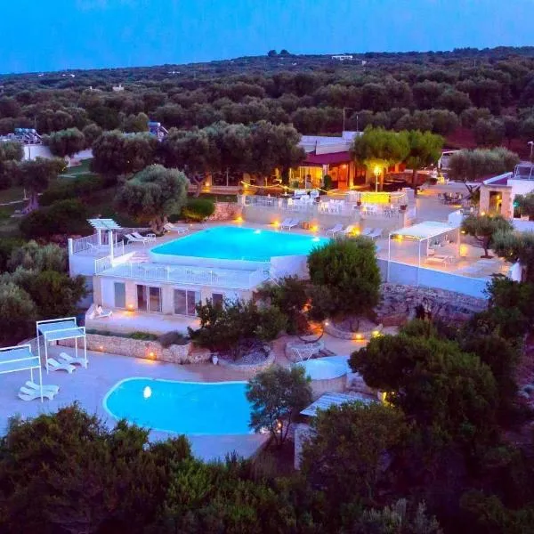 Corte Di Ferro Hotel & Wellness Resort, hôtel à Carovigno