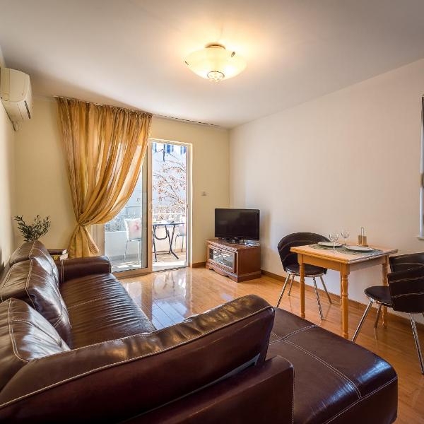 Family apartment in Becici