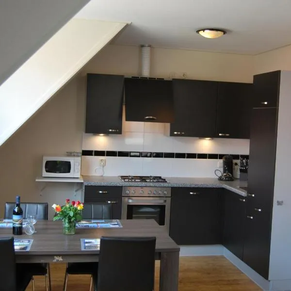 Wijnberg Appartementen, hôtel à Hollum