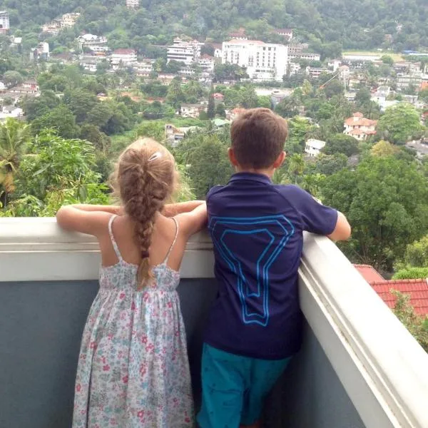 Jaya Tomodachi, hotel v destinaci Kandy