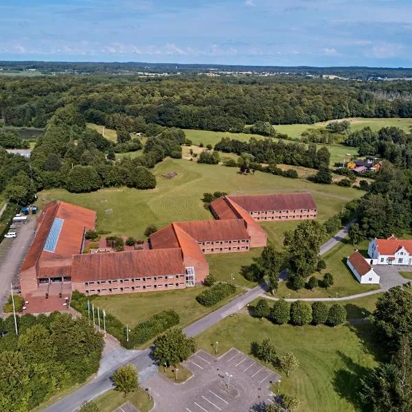 Bymose Hegn Hotel & Kursuscenter, hotel en Helsinge