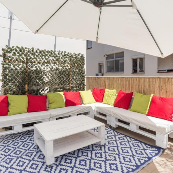 MA2B-Bright Apt With Rooftops With Palms near Old Town