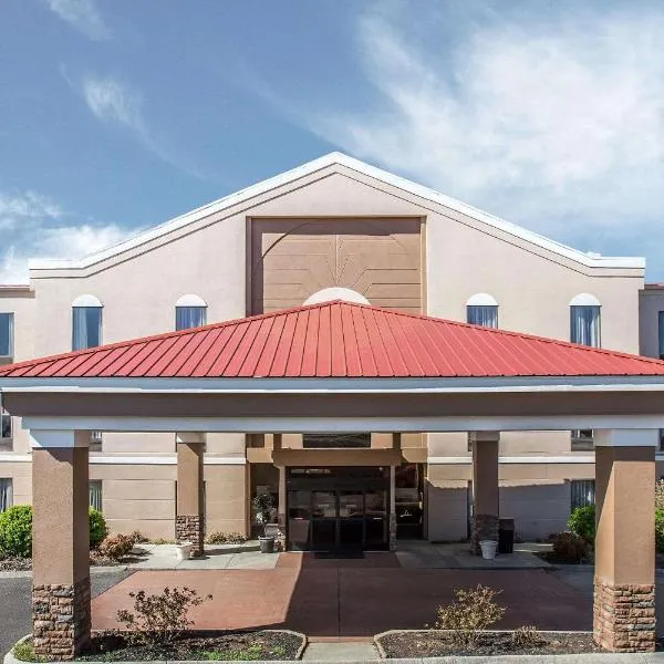 Quality Suites Morristown West, hotel v destinaci Morristown