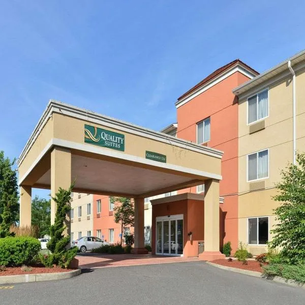 Quality Suites, hotel in Stratford
