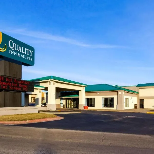 Quality Inn & Suites Moline - Quad Cities, hotel v destinaci Moline