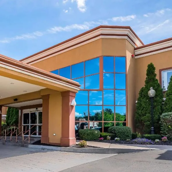Quality Inn & Suites Albany Airport, מלון בלייתם