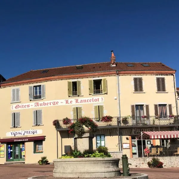 Gites Le Lancelot, hotel v destinaci Ambierle
