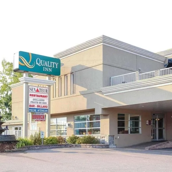 Quality Inn Mont-Laurier, hotel v destinaci Mont-Laurier