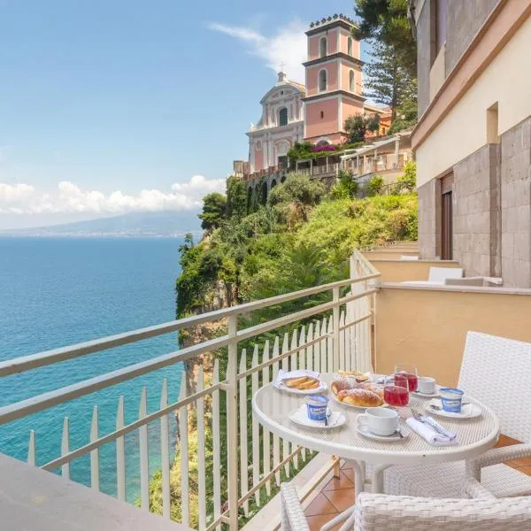Hotel Sporting, khách sạn ở Vico Equense