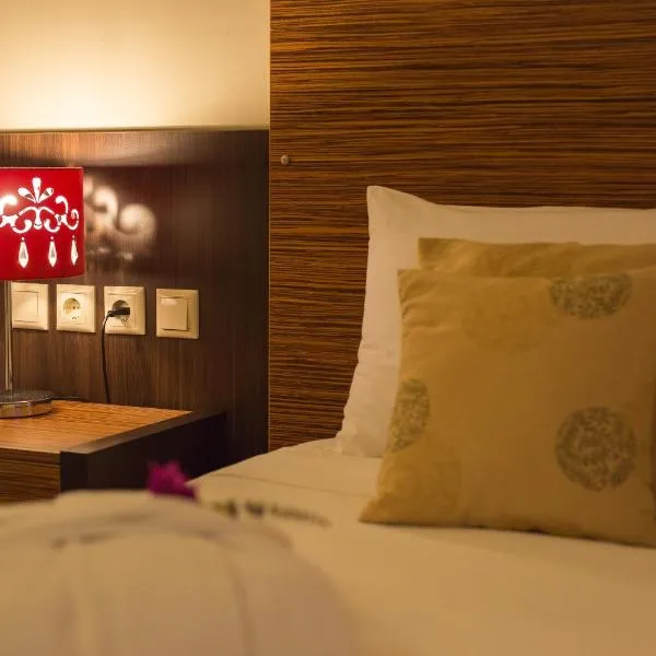 Sunrise Resort Hotel, hotel in Mithymna