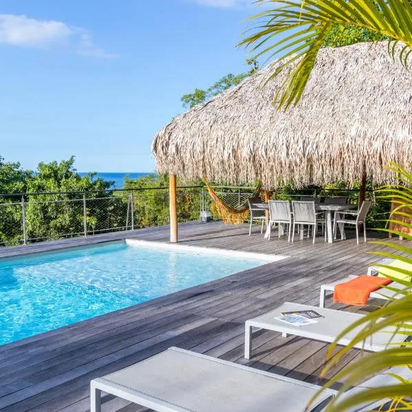 Au Citron Vert Hébergements, hotel v destinaci Tartane