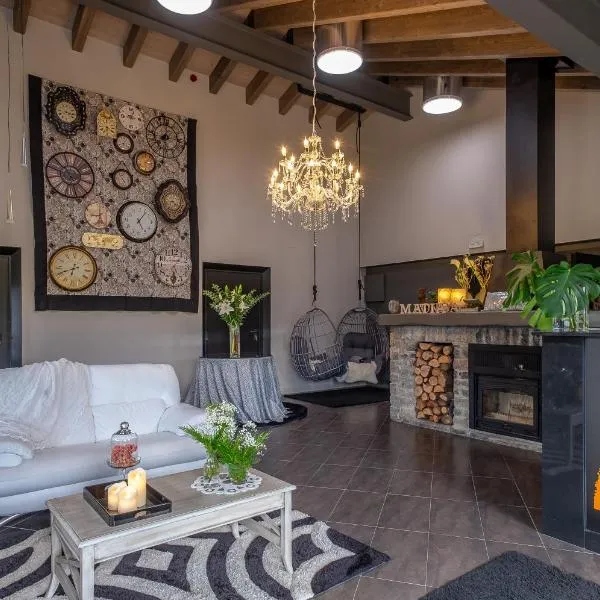 Fonda Matía, ξενοδοχείο σε Bellver de Cerdanya 