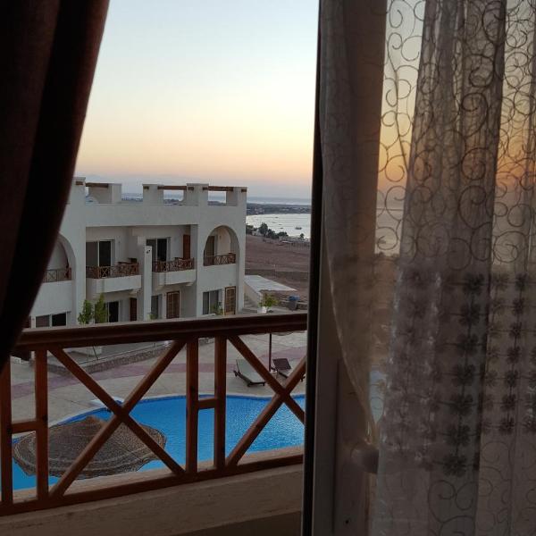 Half Moon - Sunny Dahab resort