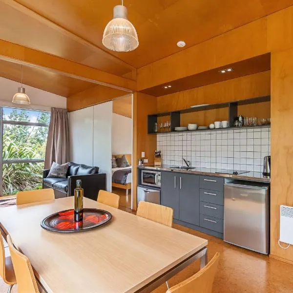 Riverside Matakana, hotel in Matakana